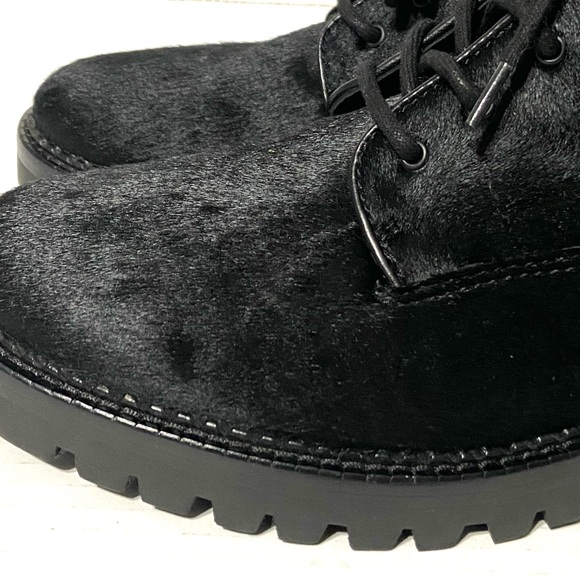 VINCE WOMENS CABRIA LUG 2 CALF HAIR COMBAT & LACE-UP BOOTS 8 - Picture 12 of 14